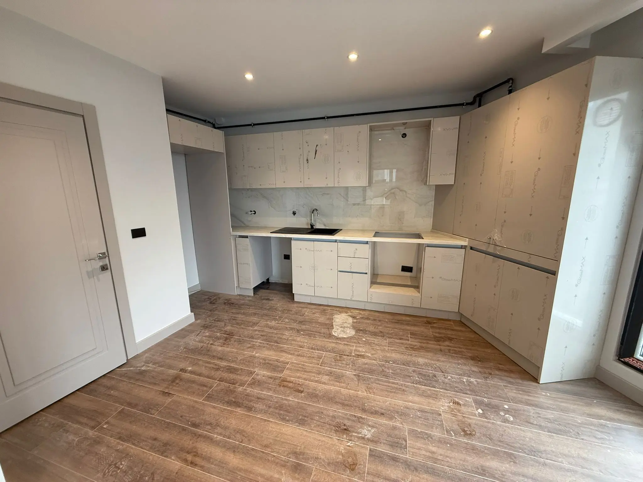 Kitchen area